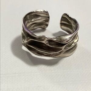 Elegant Silver Wave Ring